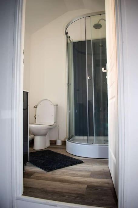 Studio Charmant Confortable Tv Centre Ville לובייה מראה חיצוני תמונה